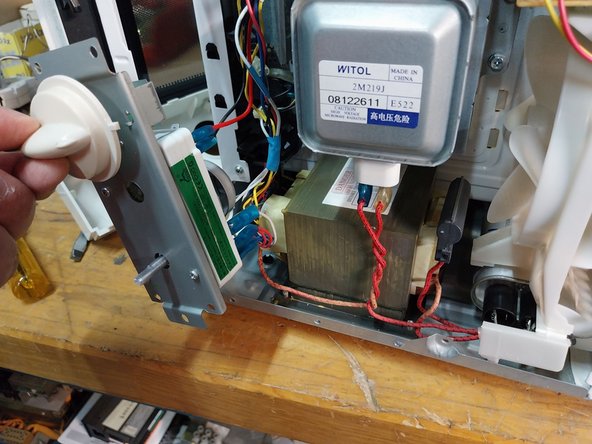 BLUESKY Microwave Oven CMI-FR91940 Repair cracked timer knob.: step 5, image 1 of 1