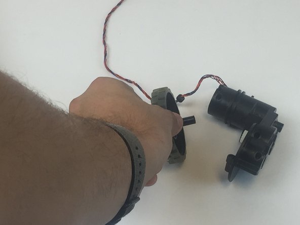 Neato Botvac 80 Wheel Replacement: crwdns2935265:08crwdnd2935265:02crwdnd2935265:03crwdne2935265:0