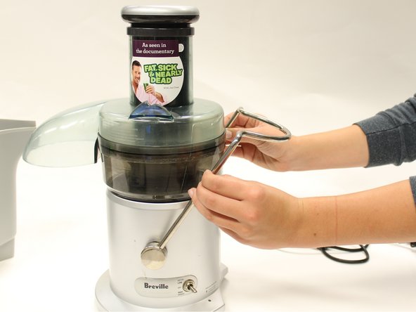 Breville JE98XL Juice Fountain Plus Safety Locking Arm Replacement, Safety Locking Arm: crwdns2935265:04crwdnd2935265:02crwdnd2935265:02crwdne2935265:0