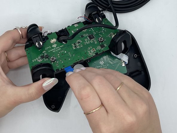 8BitDo Ultimate Wired Motherboard Replacement: adım 18, 3 resimden 2.