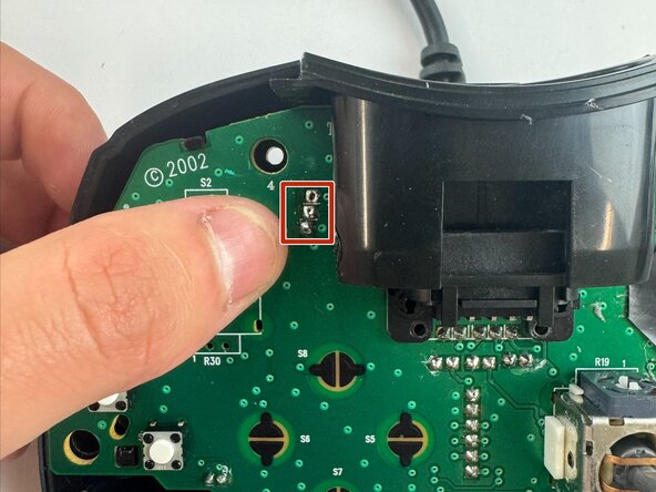 XBOX Controller S Trigger Replacement: passo 4, imagem 1 %32
