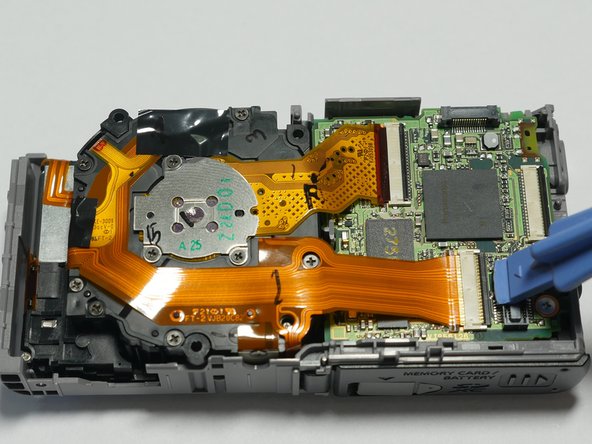 Panasonic Lumix DMC-FH27 Main Board PCB Replacement, Step 4: crwdns2935265:015crwdnd2935265:02crwdnd2935265:02crwdne2935265:0