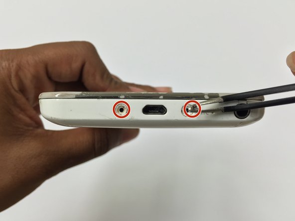 Samsung Galaxy Media Player 5 Earpiece Speaker Replacement: crwdns2935265:03crwdnd2935265:02crwdnd2935265:02crwdne2935265:0