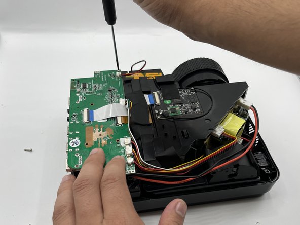 Roconia Q6 Motherboard Replacement: stap 0, afbeelding 2 van 3