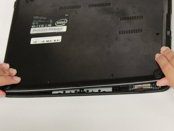 Samsung Chromebook XE500C21-A03US SD Card Reader Replacement: crwdns2935265:03crwdnd2935265:02crwdnd2935265:02crwdne2935265:0