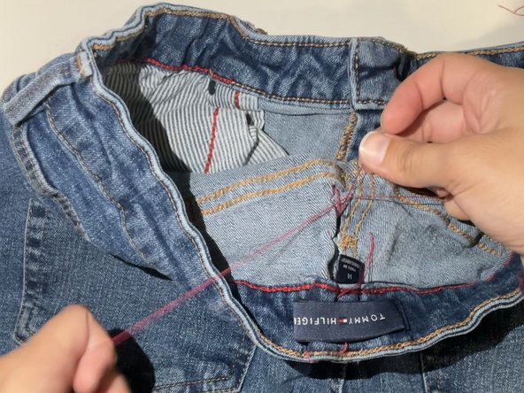 How to Take in a Pair of Pants: Schritt 12, Bild 2 von 2