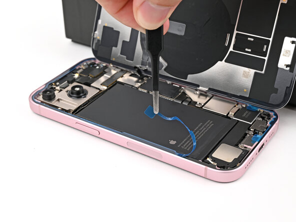 iPhone 15 Battery Replacement: stap 53, afbeelding 2 van 3