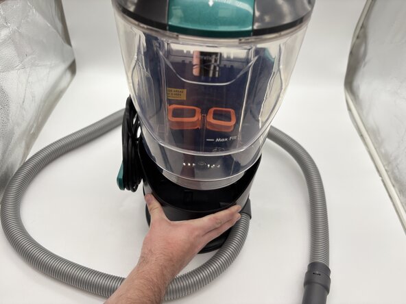 Kenmore SpotLite KW2001 Disassembly: step 2, image 3 of 3