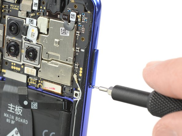 Huawei Mate 20 LCD & Digitizer Replacement, Motherboard Assembly: crwdns2935265:016crwdnd2935265:02crwdnd2935265:03crwdne2935265:0