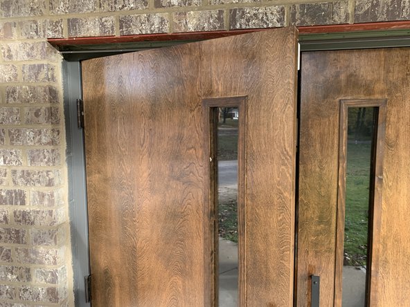 Hydraulic Door Closer Replacement: crwdns2935265:010crwdnd2935265:02crwdnd2935265:02crwdne2935265:0