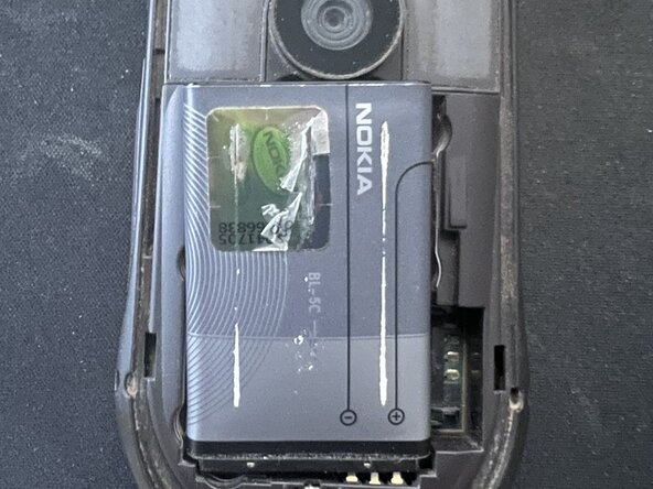 Batterij vervangen, Verwijder de oude batterij: stap 3, afbeelding 1 van 1
