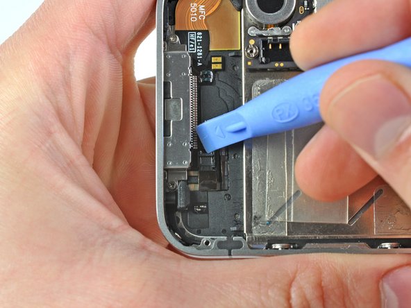 iPhone 4 Verizon Dock Connector Replacement: crwdns2935265:016crwdnd2935265:02crwdnd2935265:02crwdne2935265:0