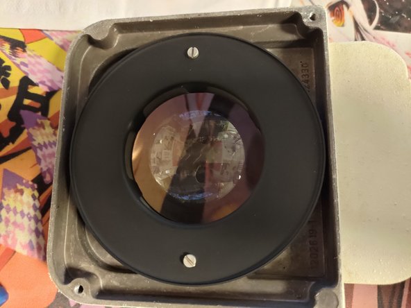 Meopta Axomat 4 Disassembly, Top part: 3 단계, 이미지 3개 중 2개