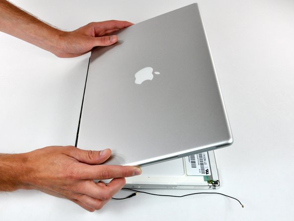 PowerBook G4 Aluminum 15" 1.67 GHz Display Data Cable Replacement: crwdns2935265:025crwdnd2935265:03crwdnd2935265:03crwdne2935265:0