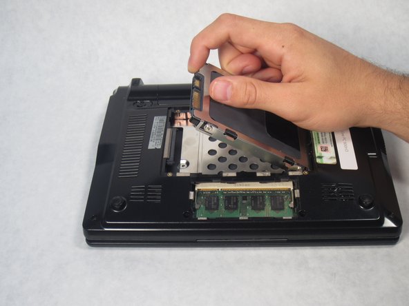 ASUS Eee PC 900HD Hard Drive Replacement: crwdns2935265:03crwdnd2935265:03crwdnd2935265:03crwdne2935265:0
