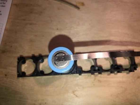 Sol Republic Punk Preparing a new battery for Replacement: crwdns2935265:06crwdnd2935265:03crwdnd2935265:03crwdne2935265:0