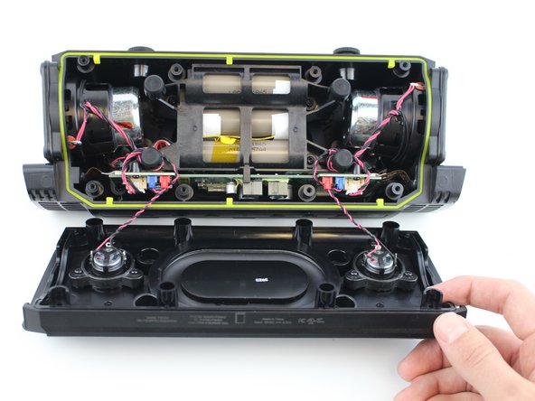 Fugoo Tough XL Battery Replacement, Motherboard: crwdns2935265:06crwdnd2935265:02crwdnd2935265:02crwdne2935265:0