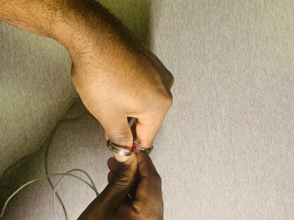 How to Repair a Damaged Apple USB Cable: crwdns2935265:04crwdnd2935265:02crwdnd2935265:03crwdne2935265:0