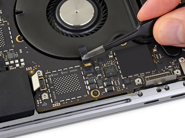 MacBook Pro 15" Touch Bar 2019 Battery Replacement: crwdns2935265:044crwdnd2935265:02crwdnd2935265:02crwdne2935265:0