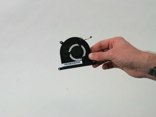 Razer Blade RZ09-0102 Fan Replacement: stap 0, afbeelding 2 van 2