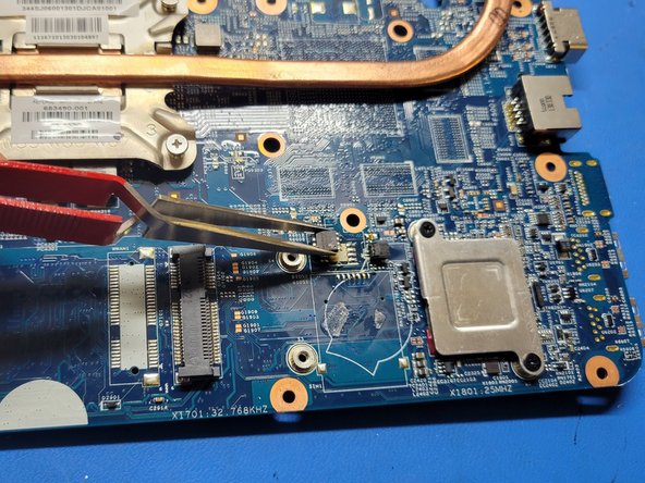 HP Probook 4540s BIOS Chip Replacement: crwdns2935265:025crwdnd2935265:02crwdnd2935265:02crwdne2935265:0