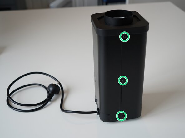 Disassembling Nano 7/LINK (D-P Serial), Removing Front Panel Screws: crwdns2935265:01crwdnd2935265:02crwdnd2935265:02crwdne2935265:0