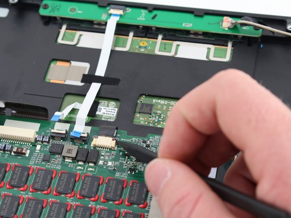 Razer Blade RZ09-0130 2015 Motherboard Replacement: stap 0, afbeelding 2 van 3
