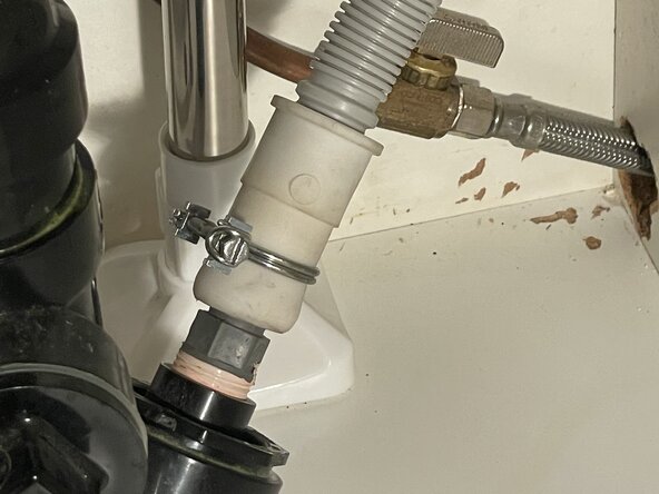 How to Unclog a Bosch SHEM78WH5N/52 Dishwasher Drain Filter: step 9, image 1 of 1