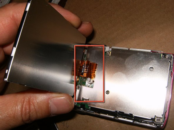 Replacing Nikon Coolpix L20 LCD: crwdns2935265:06crwdnd2935265:02crwdnd2935265:03crwdne2935265:0
