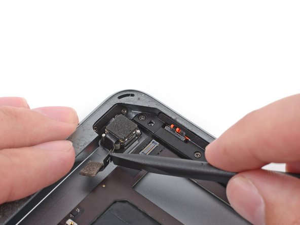 iPad Air Wi-Fi Logic Board Replacement: 步骤 0 中的图像 3，3