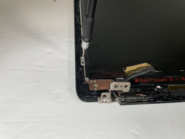 Samsung Chromebook 3 XE500C13-K05US LCD Replacement: crwdns2935265:012crwdnd2935265:02crwdnd2935265:02crwdne2935265:0