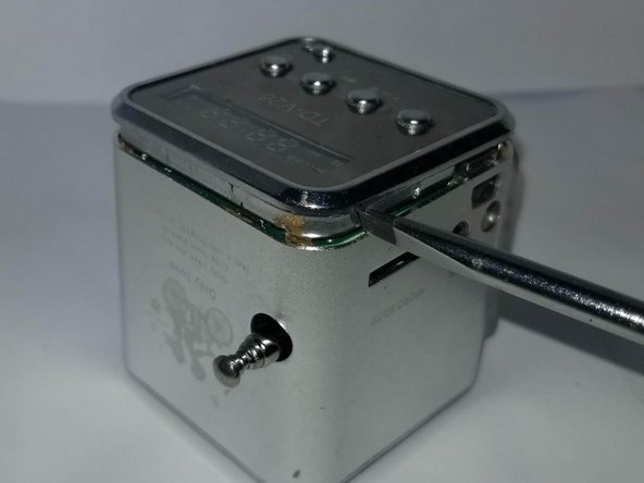 TD-V26 Speaker and Antenna Replacement: crwdns2935265:05crwdnd2935265:02crwdnd2935265:02crwdne2935265:0