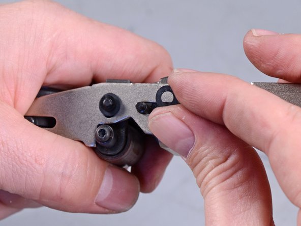 Dewalt Nailers PTO Assembly Replacement, Transfer the minor components: crwdns2935265:015crwdnd2935265:03crwdnd2935265:03crwdne2935265:0