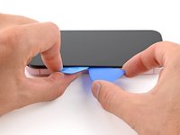 iPhone 15 Screen Replacement