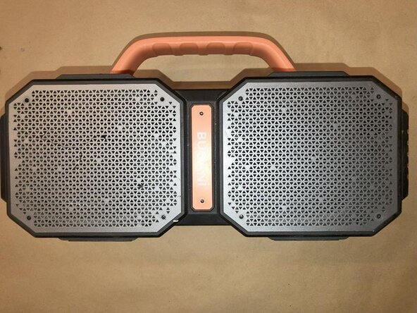 Bugani M83 wireless speaker Battery Replacement: adım 4, 3 resimden 1.