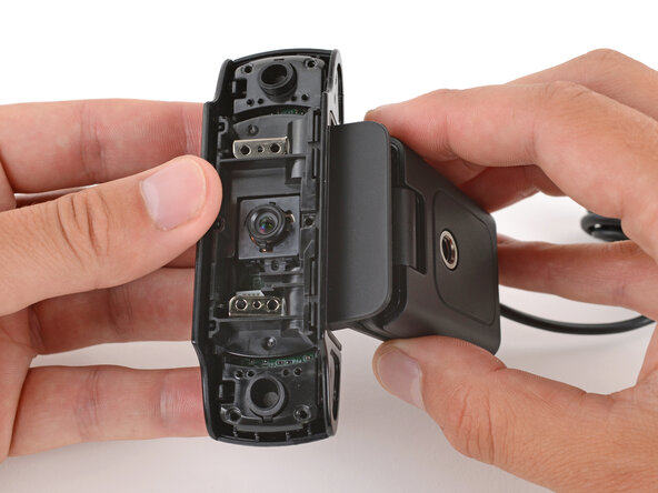 How to Open Your Logitech C920s Webcam, Remove the mounting clip: crwdns2935265:012crwdnd2935265:02crwdnd2935265:03crwdne2935265:0