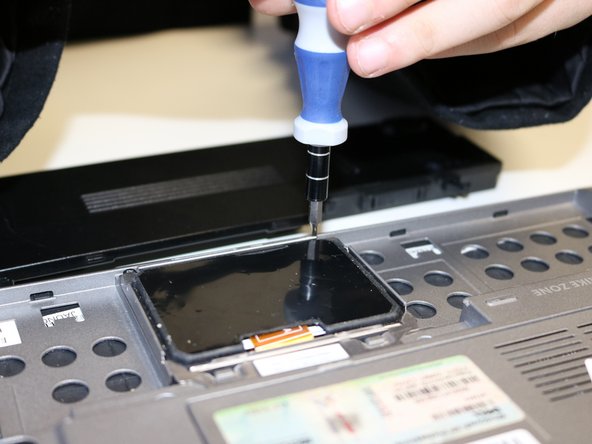 Dell Latitude D430 Hard Drive Replacement, Hard Drive: crwdns2935265:05crwdnd2935265:02crwdnd2935265:03crwdne2935265:0