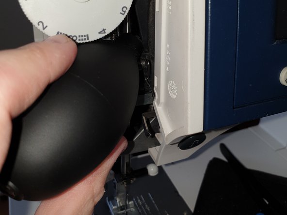 Pfaff Tiptronic 2020 Cleaning: 5 단계, 이미지 2개 중 2개