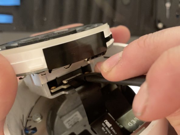 Nest IQ Outdoor Camera Module Disassembly, Unplug the Camera: 手順 6、 3の画像 2