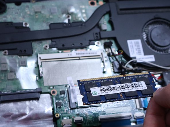 Lenovo Flex 3-1580 RAM Replacement: crwdns2935265:05crwdnd2935265:02crwdnd2935265:02crwdne2935265:0