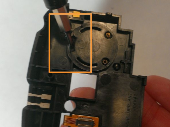 Pantech Breakout Loud Speaker Replacement, Replacing Speaker: crwdns2935265:07crwdnd2935265:03crwdnd2935265:03crwdne2935265:0