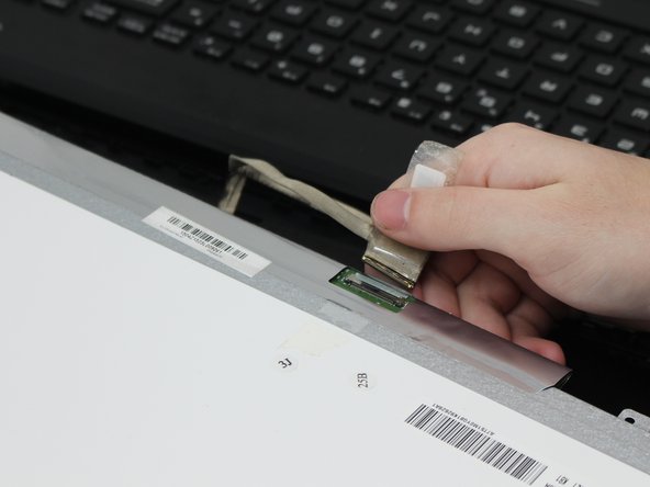 MSI GE72 6QF Apache Pro Screen Replacement: crwdns2935265:03crwdnd2935265:03crwdnd2935265:03crwdne2935265:0