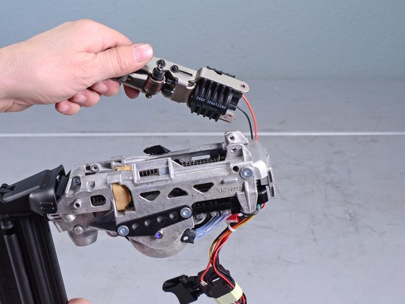 Dewalt Nailers DCN680D1 2018 PTO Assembly Replacement: crwdns2935265:014crwdnd2935265:03crwdnd2935265:03crwdne2935265:0