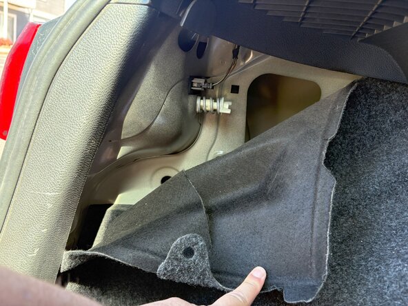 2012 Volkswagen Golf Rear Blinker Bulb Replacement, Rear Blinker Bulb: crwdns2935265:01crwdnd2935265:02crwdnd2935265:03crwdne2935265:0