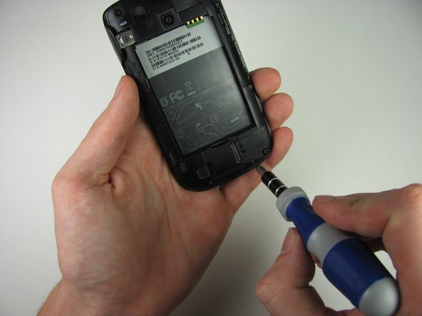 HTC Maple 100 External Speaker Replacement, Back Panel: crwdns2935265:04crwdnd2935265:02crwdnd2935265:02crwdne2935265:0