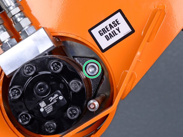 Barreto Tillers E1320HTRLR 2016 Tine Drive Motor Bearing Replacement, Remove the tine drive motor cap screws: crwdns2935265:017crwdnd2935265:02crwdnd2935265:02crwdne2935265:0