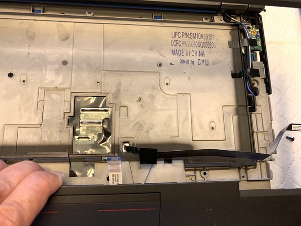 Lenovo ThinkPad T440p Keyboard and/or Palmrest/Fingerprint Reader Replacement, Install the fingerprint sensor, part 1: stap 0, afbeelding 2 van 3