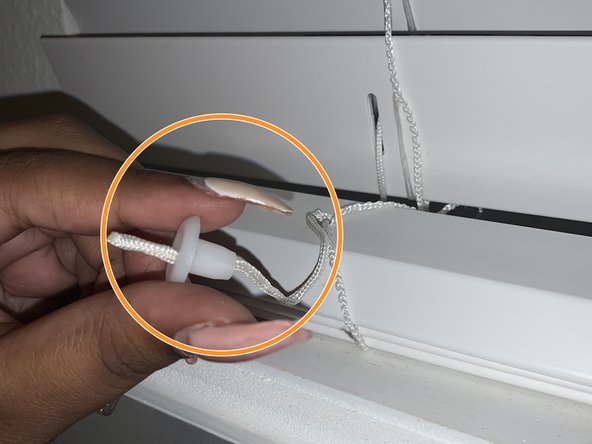 How to Replace a Broken Blind Slat: crwdns2935265:08crwdnd2935265:02crwdnd2935265:03crwdne2935265:0