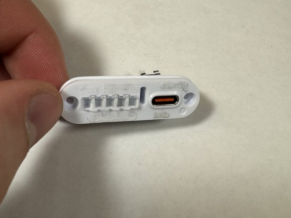 JBL Pulse 4 Charging Port Replacement: crwdns2935265:04crwdnd2935265:03crwdnd2935265:03crwdne2935265:0