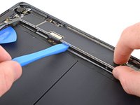 iPad 7 Logic Board Replacement